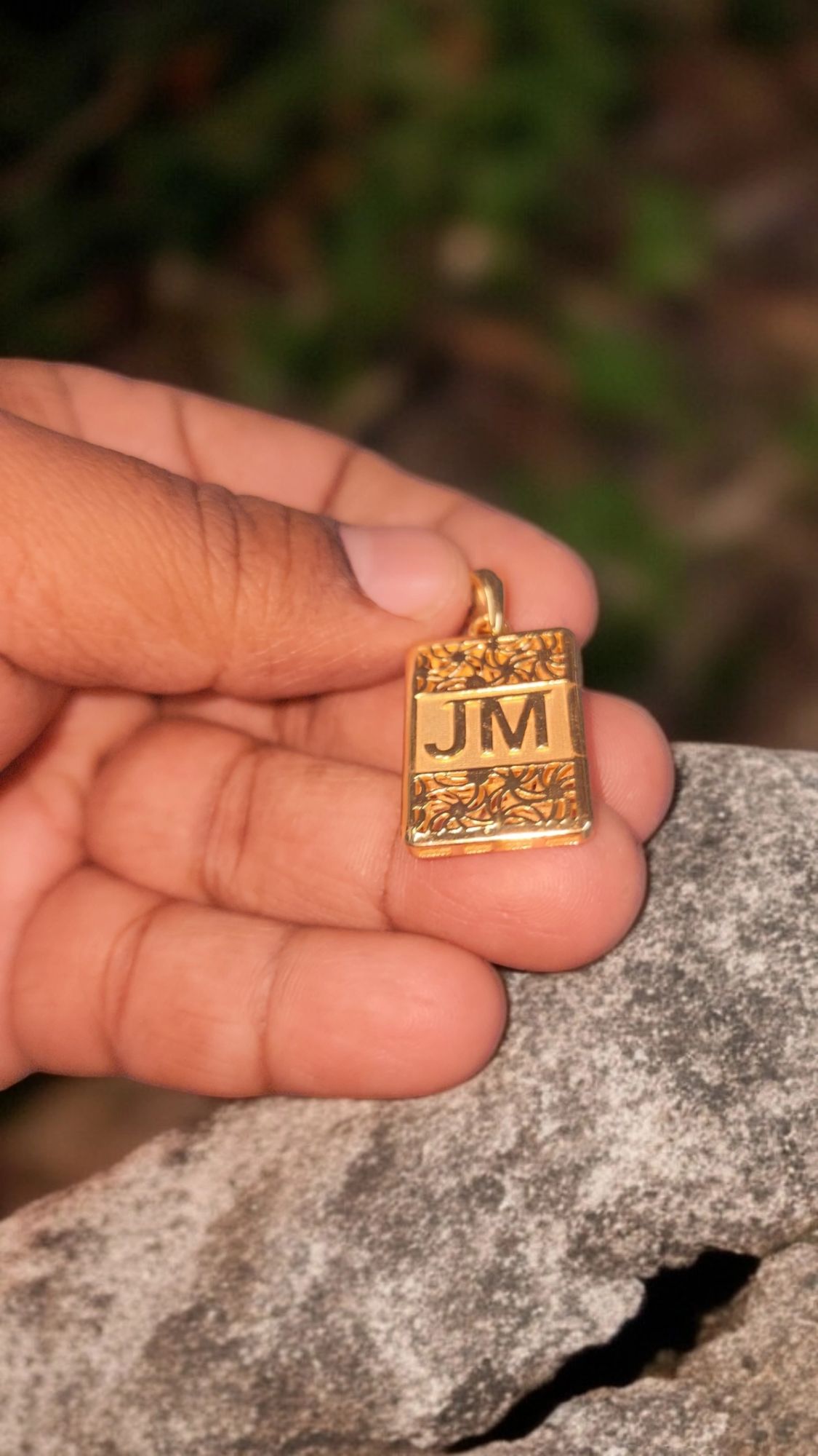 5 Gram Gold Custom Rectangle Pendent - Image 4